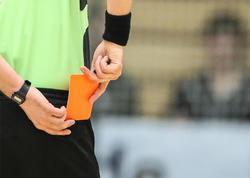 Futbol hakimi oyun zamanı <span class="color_red">həbs olundu</span>